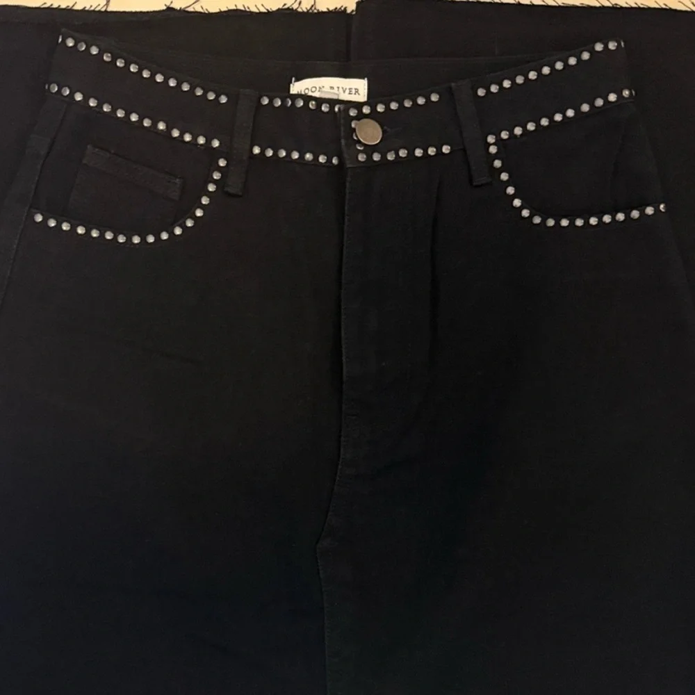 Moon River High Rise Black Studded Jeans - Picture 9 of 10